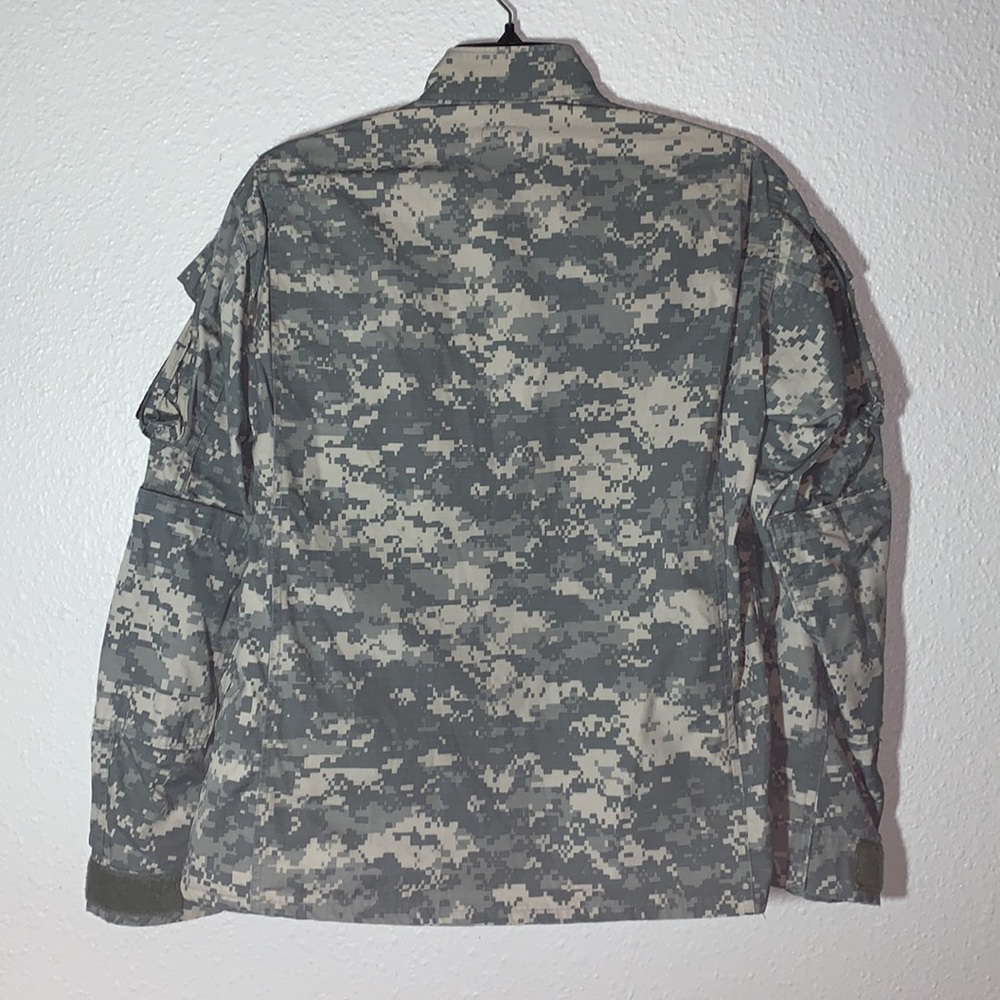 VINTAGE Genuine US Military field camo army green tan jacket Sz S patch pockets - Picture 12 of 12